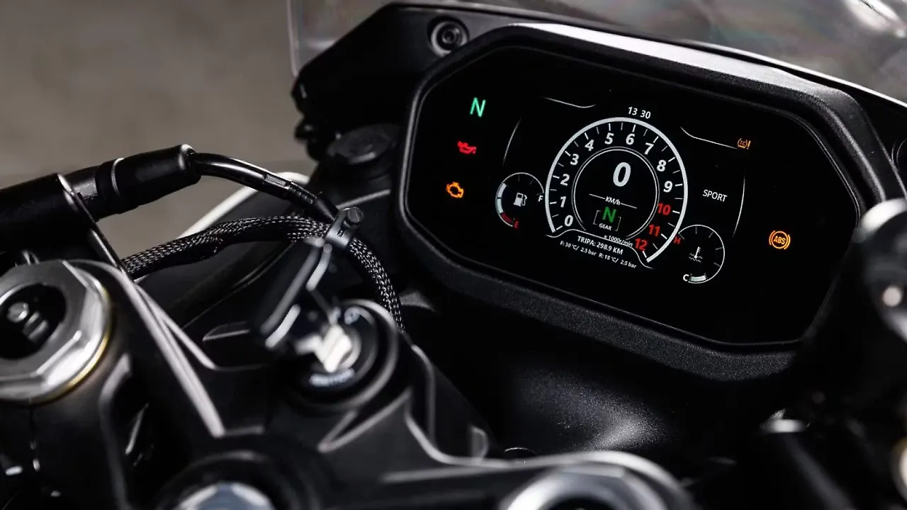 Benelli  Instrument Cluster