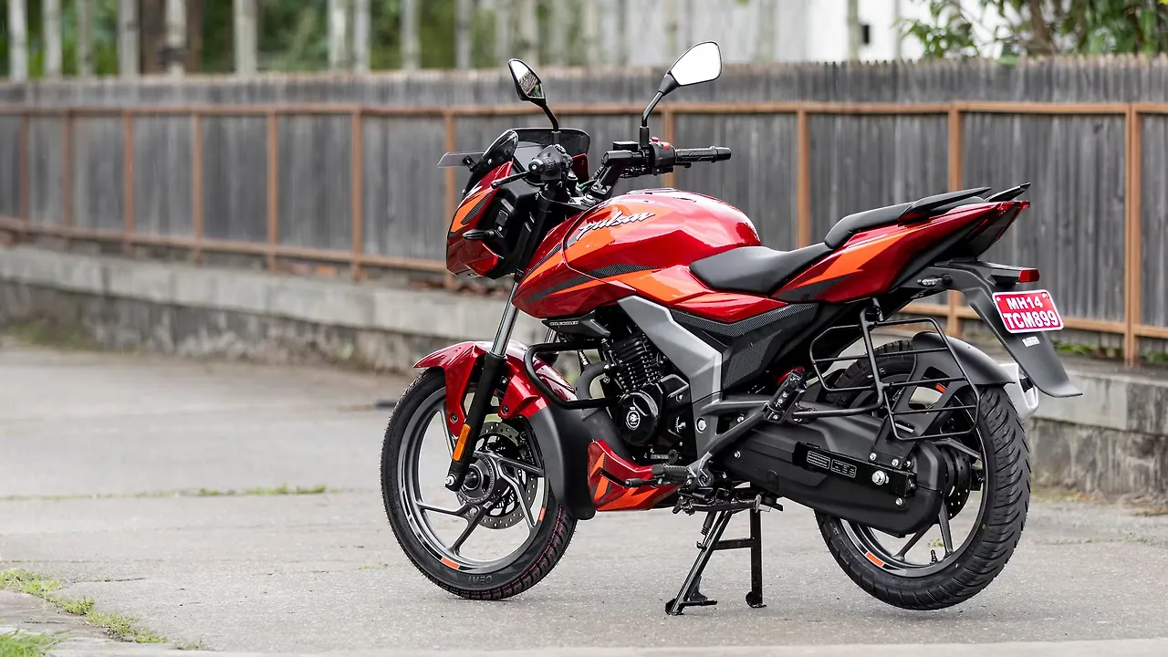 Bajaj Pulsar 150 - Image 9