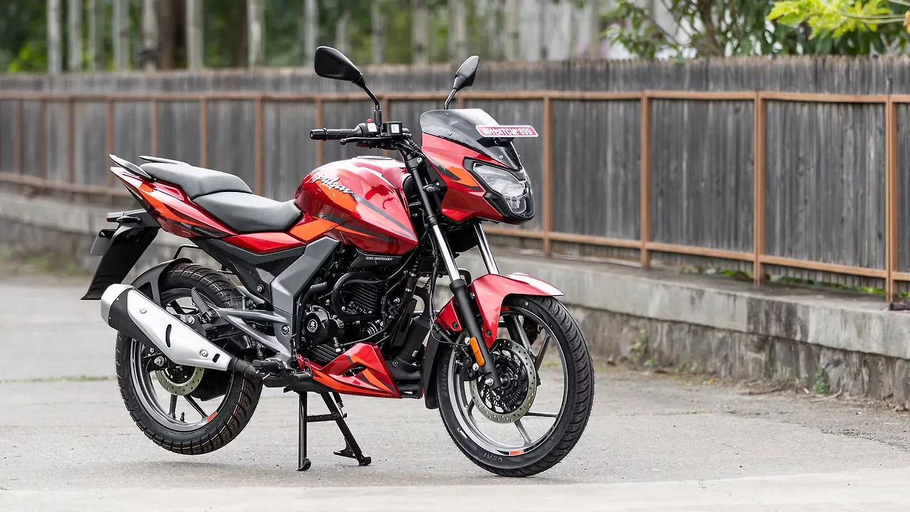 Bajaj Pulsar 150 - Image 3