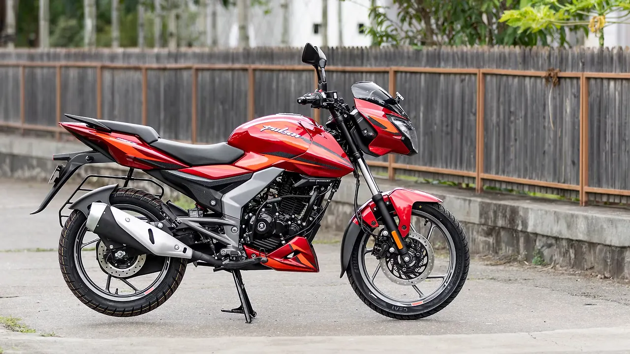 Bajaj Pulsar 150 - Image 5
