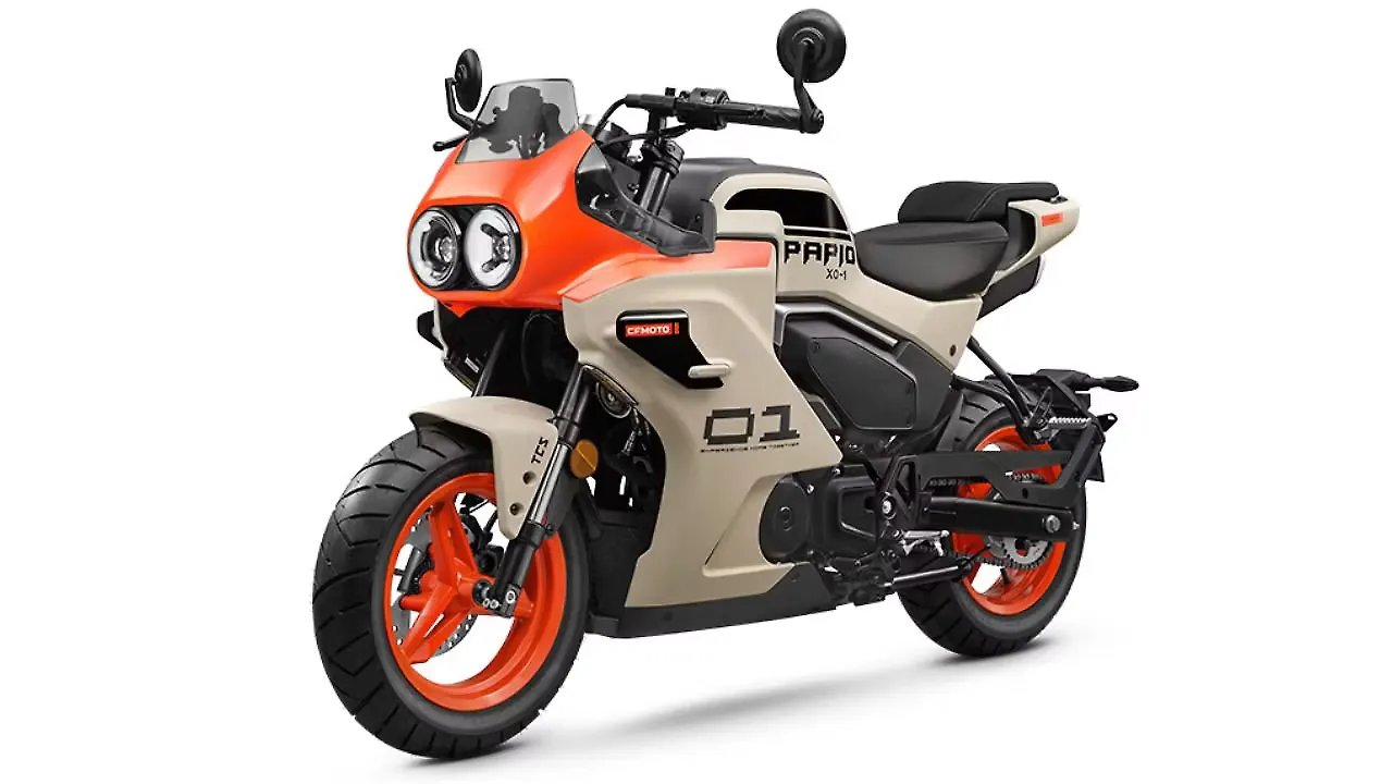 CFMoto  Left Front Three Quarter