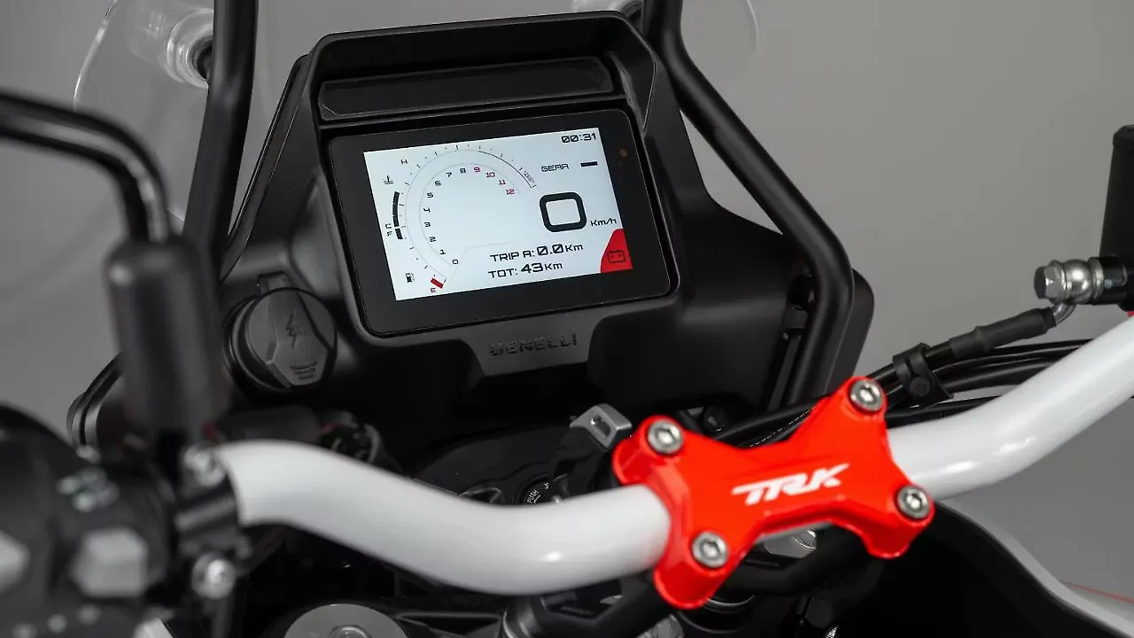 Benelli  Instrument Cluster