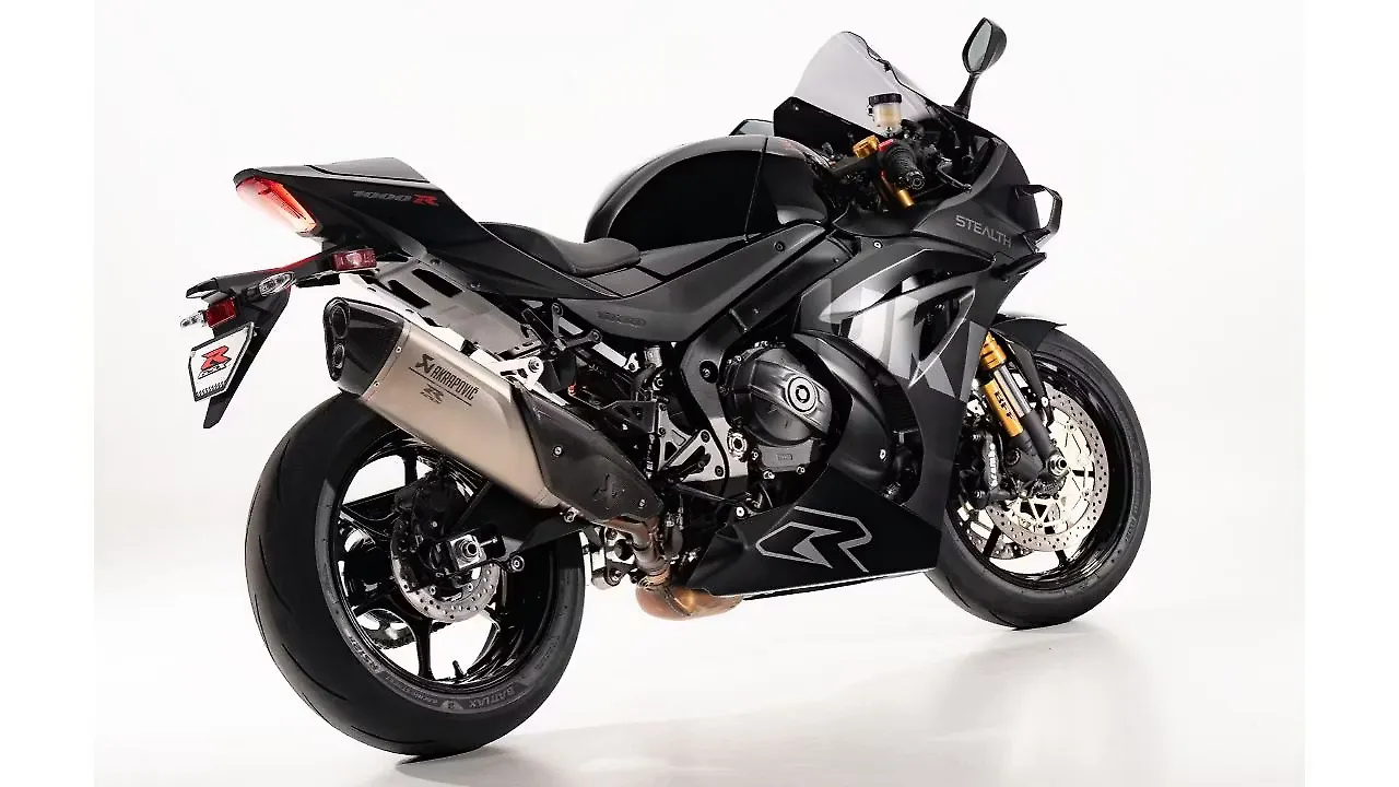 Suzuki GSX-R1000R Stealth Looks Sinister - BikeWale