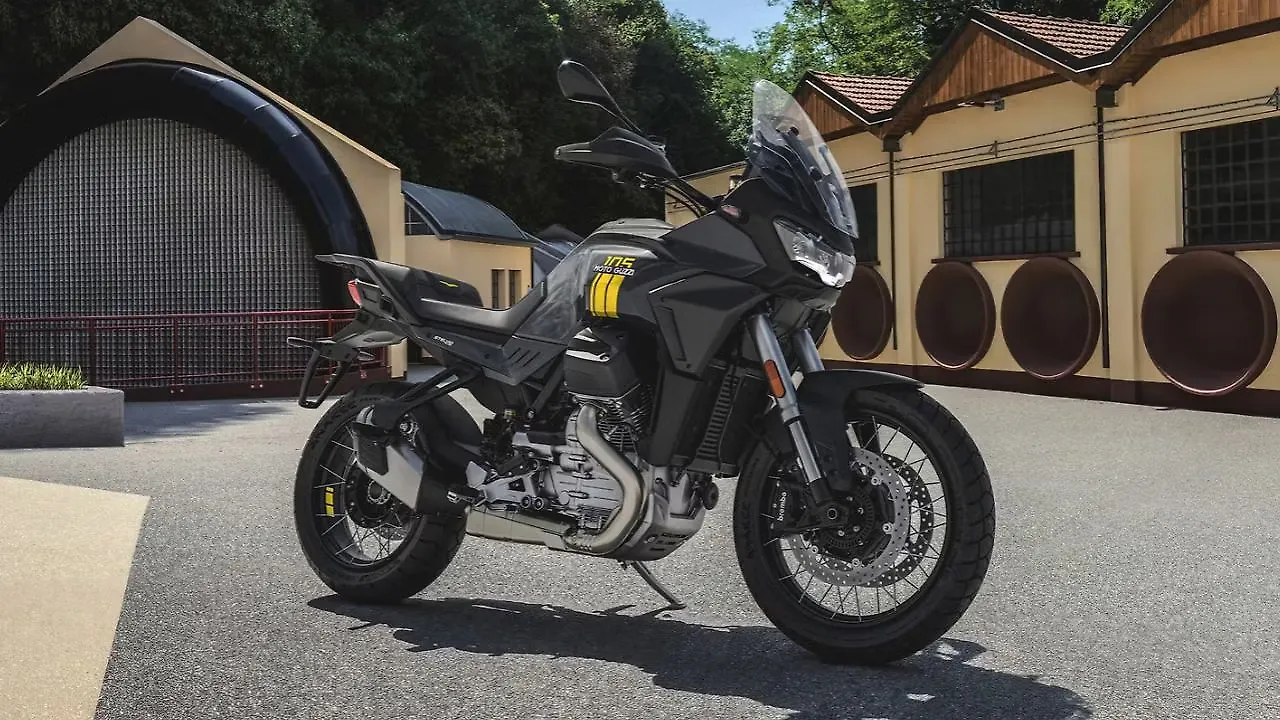 Moto Guzzi  Right Front Three Quarter