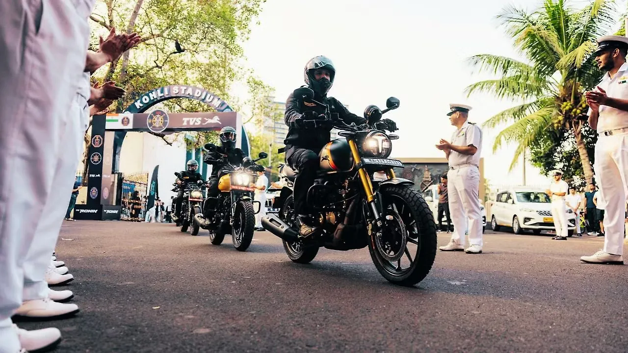 TVS Ronin Riding