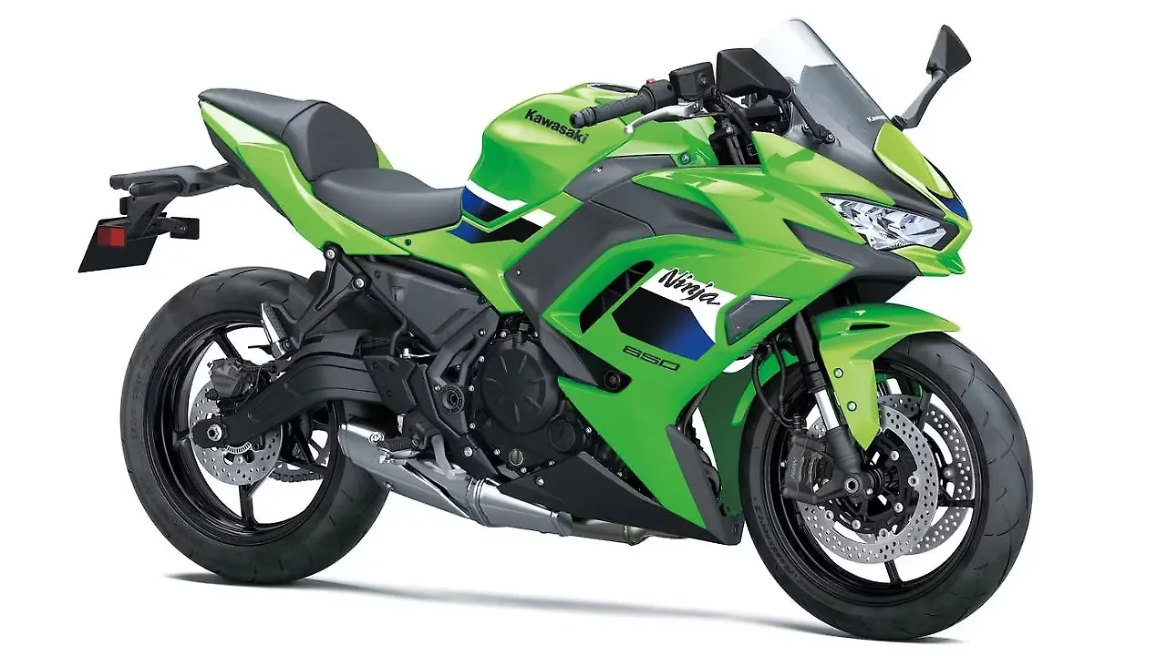 Kawasaki Ninja 650 Right Front Three Quarter