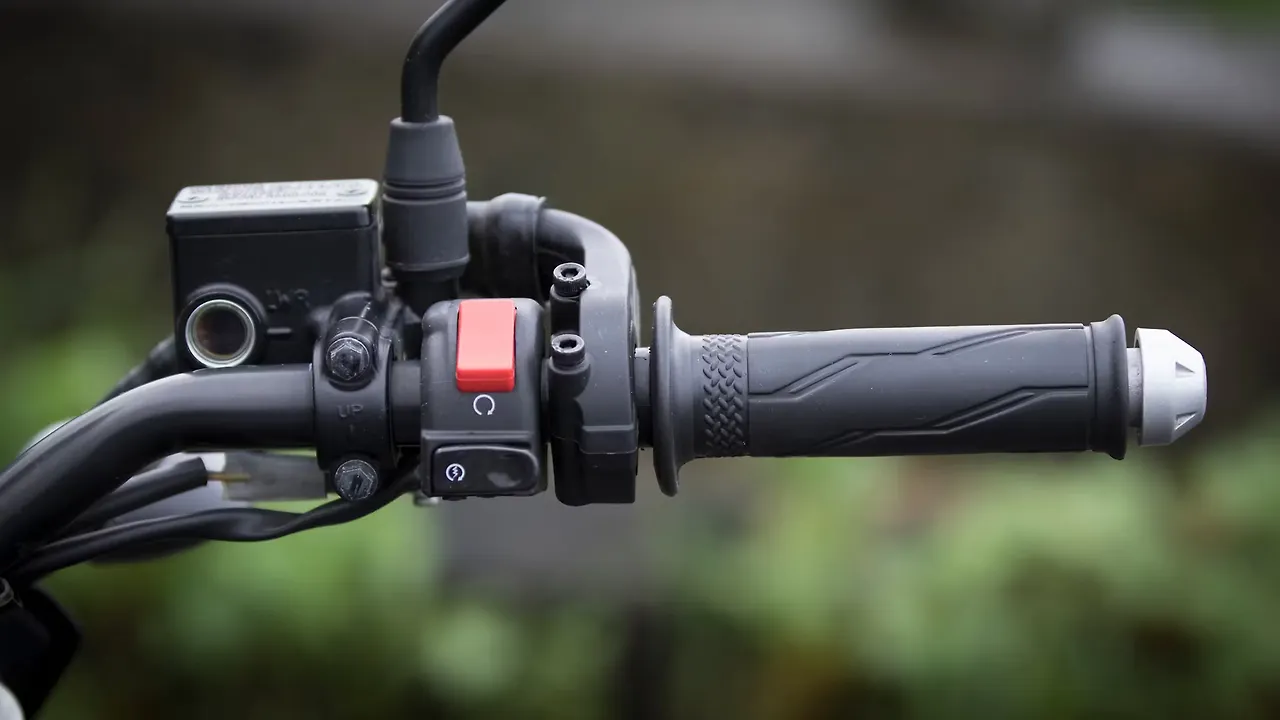 yamaha mt 15 handlebar price