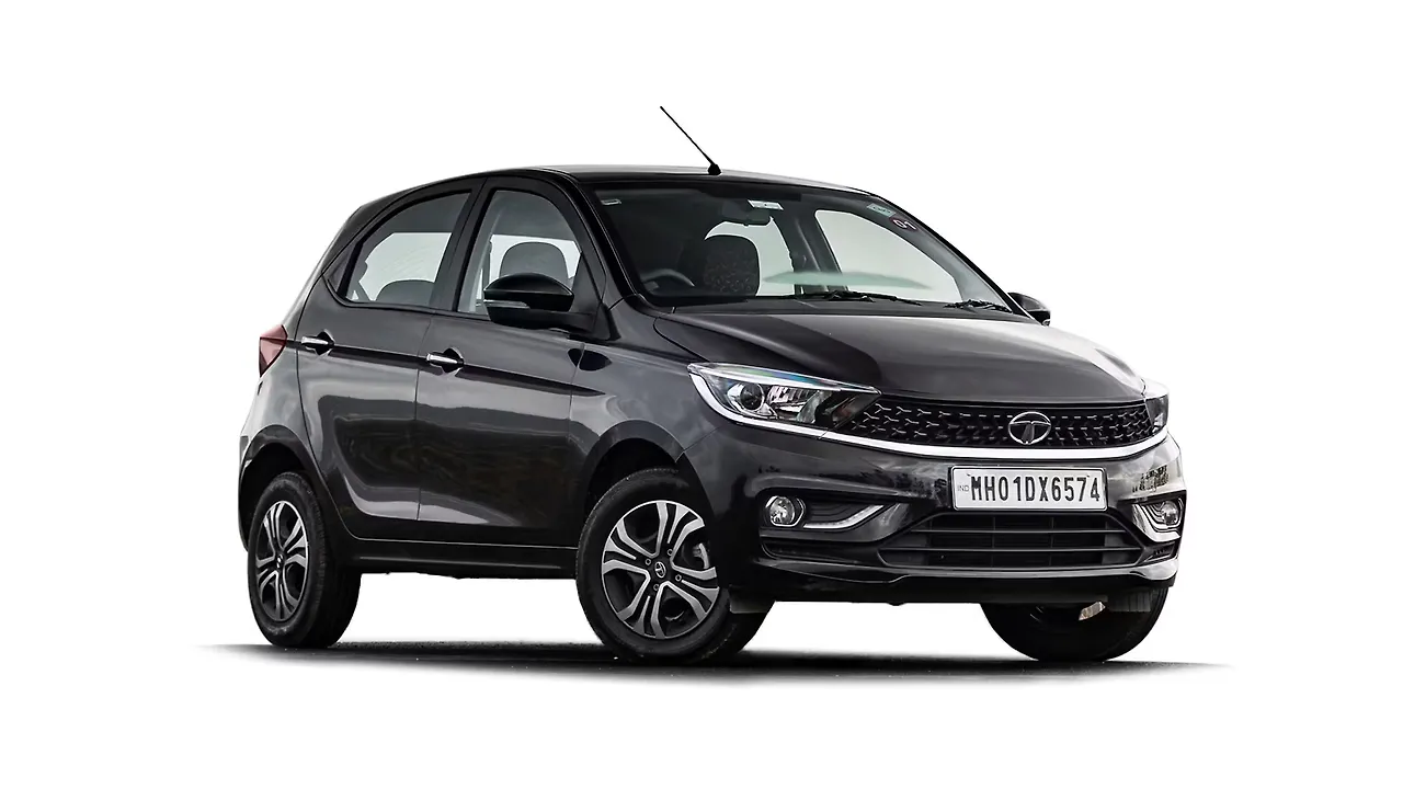 Discontinued Tiago XT (O) [2021-2023] on road Price | Tata Tiago XT (O ...