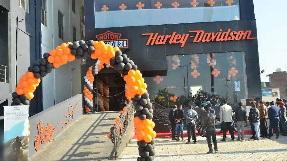 Harley-Davidson inaugurates new showroom in Jammu Harley-Davidson inaugurates new showroom in Jammu