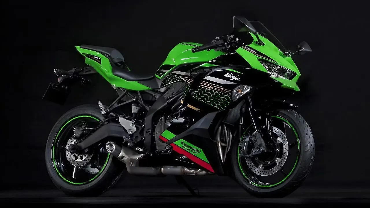 st  18-20 Kawasaki Z900RS / Cafe Rizoma Fox Fender Eliminator
