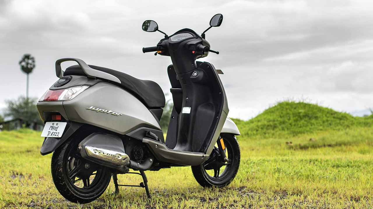 Latest jupiter deals scooty price