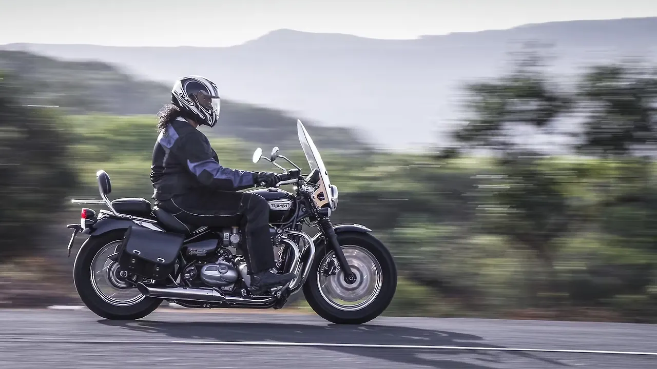 Triumph launches free EMI offer on Street Twin, Bonneville family Triumph launches free EMI offer on Street Twin, Bonneville family