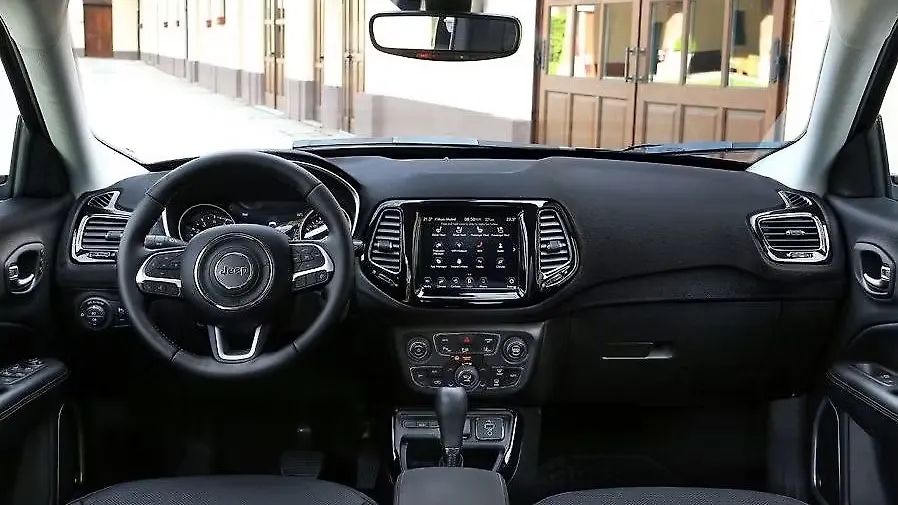 images Sport Jeep Compass 2020 Interior 2020 jeep compass top 5 interior