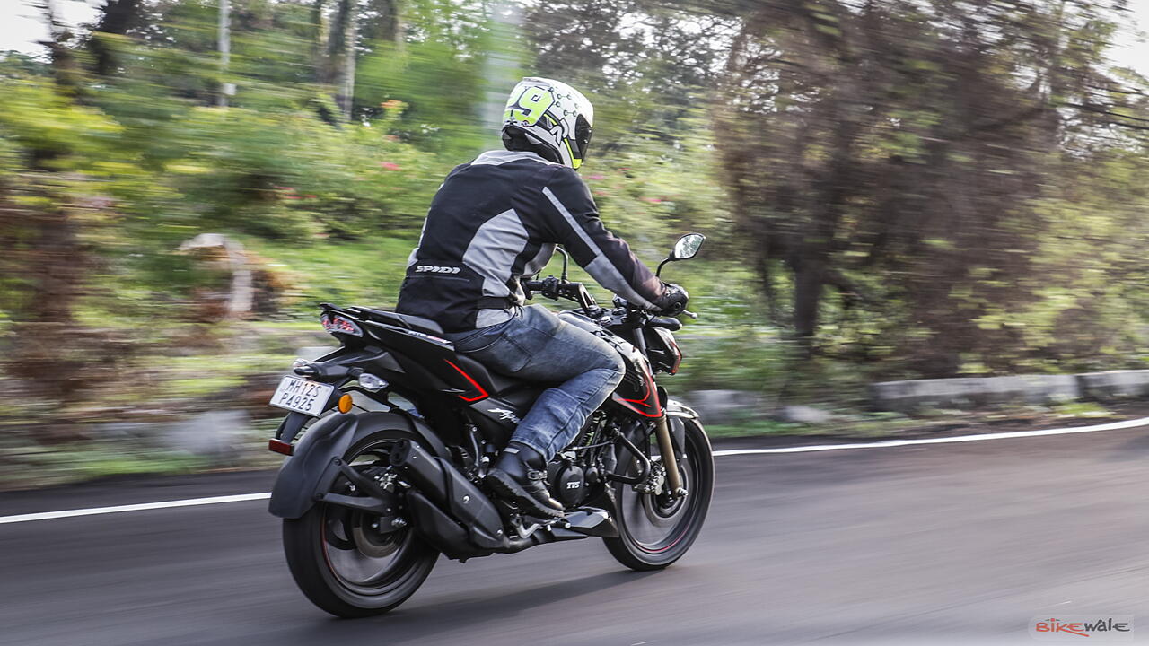 BS6 TVS Apache RTR 200 4V Road Test Review - BikeWale