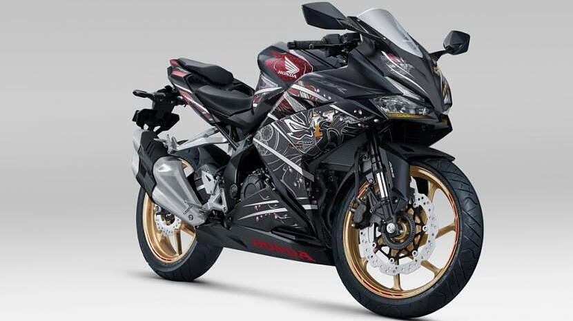 Honda CBR250RR Garuda x Samurai Edition revealed - BikeWale