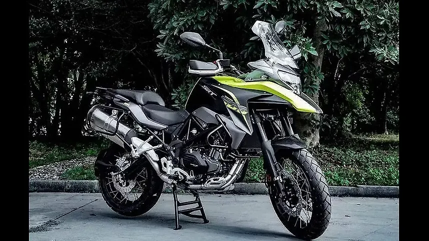 QJMotor SRT 500 spotted; could come to India as 2021 Benelli TRK 502X QJMotor SRT 500 spotted; could come to India as 2021 Benelli TRK 502X