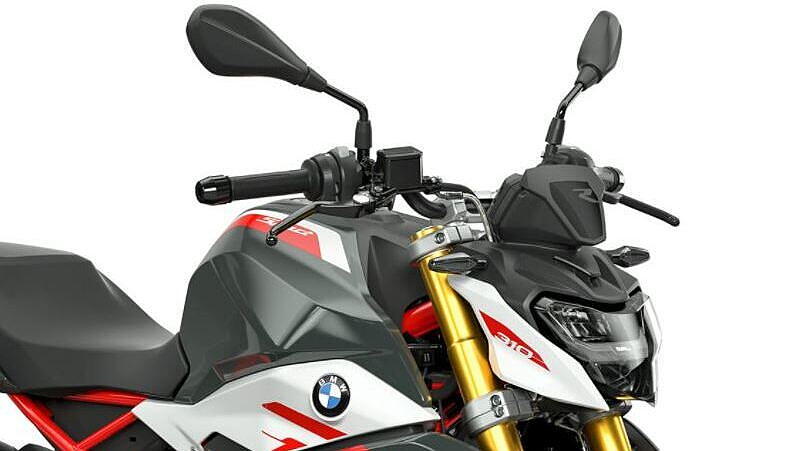 New Bmw G 310 R Available In Three Colours In India Bikewale