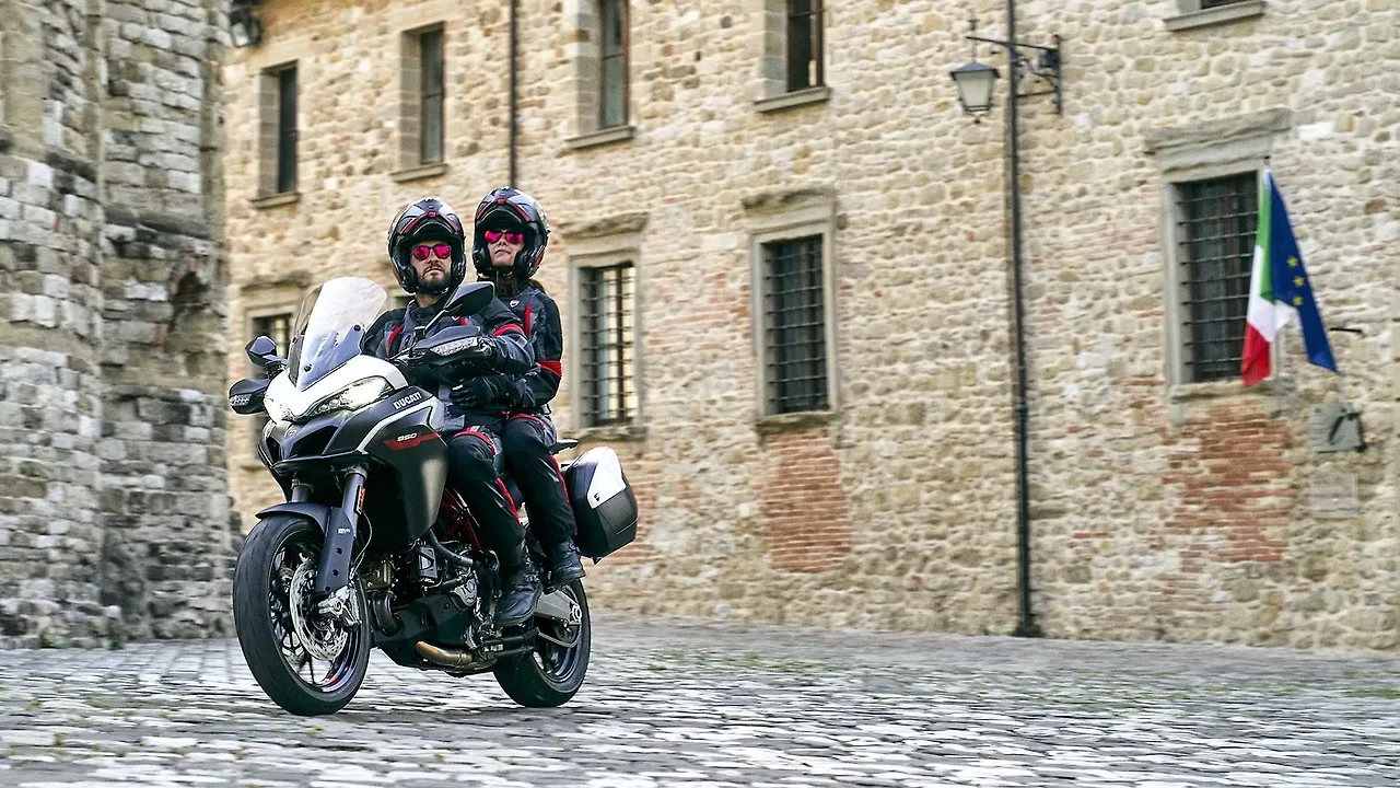 Ducati Multistrada 950 S launched in India; priced at Rs 15.49 lakh Ducati Multistrada 950 S launched in India; priced at Rs 15.49 lakh