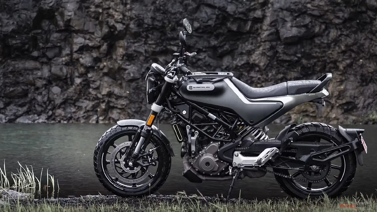 Husqvarna Svartpilen 125 to enter Europe soon; based on KTM 125 Duke Husqvarna Svartpilen 125 to enter Europe soon; based on KTM 125 Duke