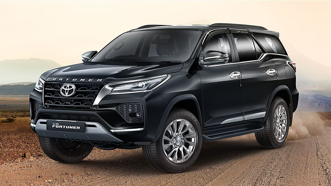 Toyota shop fortuner extras