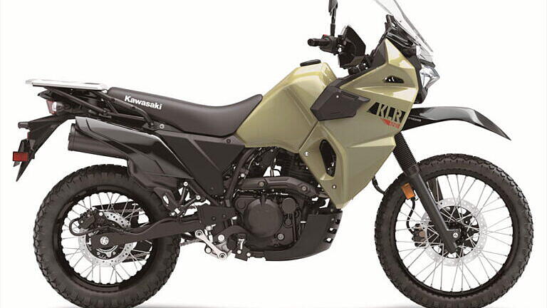 Kawasaki KLR 650 adventure bike makes a comeback! - BikeWale