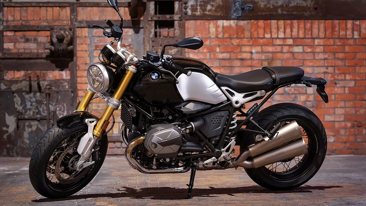 BMW R nineT and R nineT Scrambler launched from Rs 16,75,000 onwards BMW R nineT and R nineT Scrambler launched from Rs 16,75,000 onwards