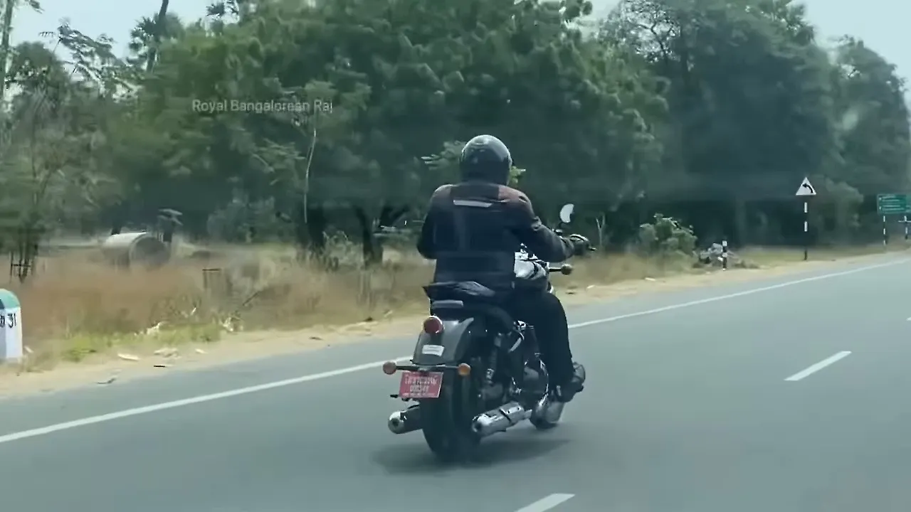 Upcoming Royal Enfield 650cc motorcycles spied testing Upcoming Royal Enfield 650cc motorcycles spied testing
