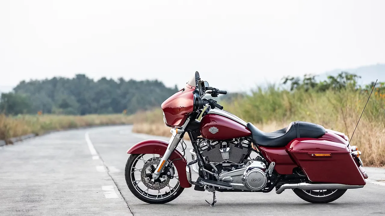 Harley-Davidson Street Glide Special [2022] Price, Images Used