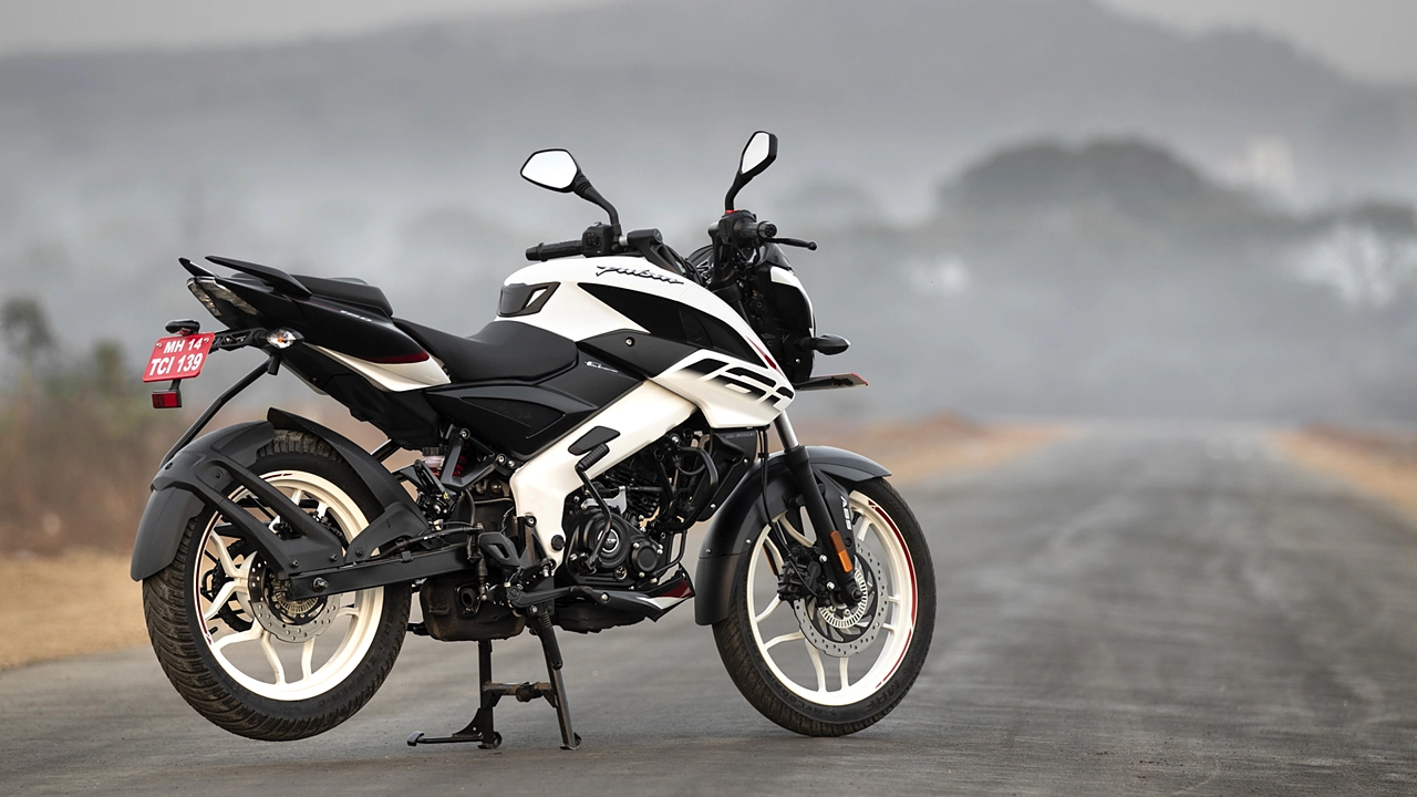 Images of Bajaj Pulsar NS160 | Photos of Pulsar NS160 - BikeWale Images of Bajaj Pulsar NS160 | Photos of Pulsar NS160 - BikeWale
