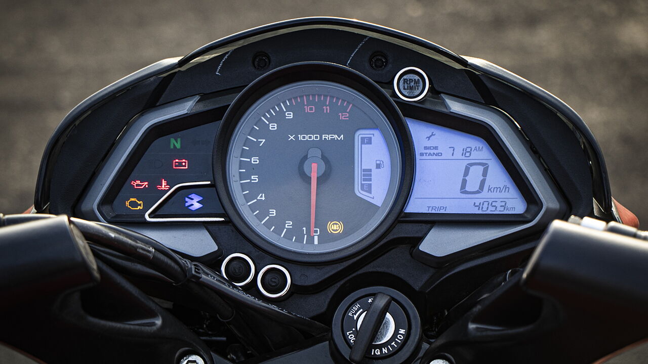 pulsar 200 ns indicator