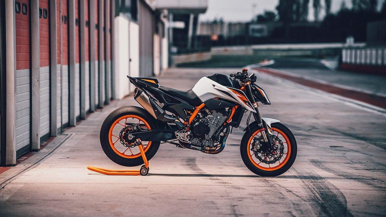 Bajaj factory that will make KTM 490 to commence operations in 2023
