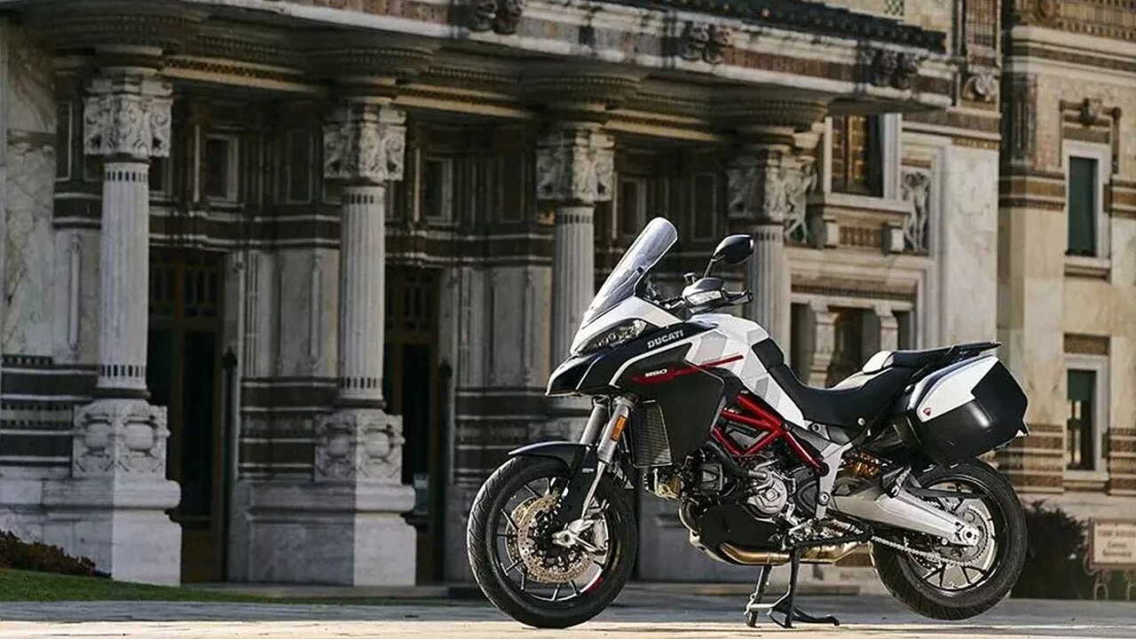 Ducati Multistrada 950 S available in two colours