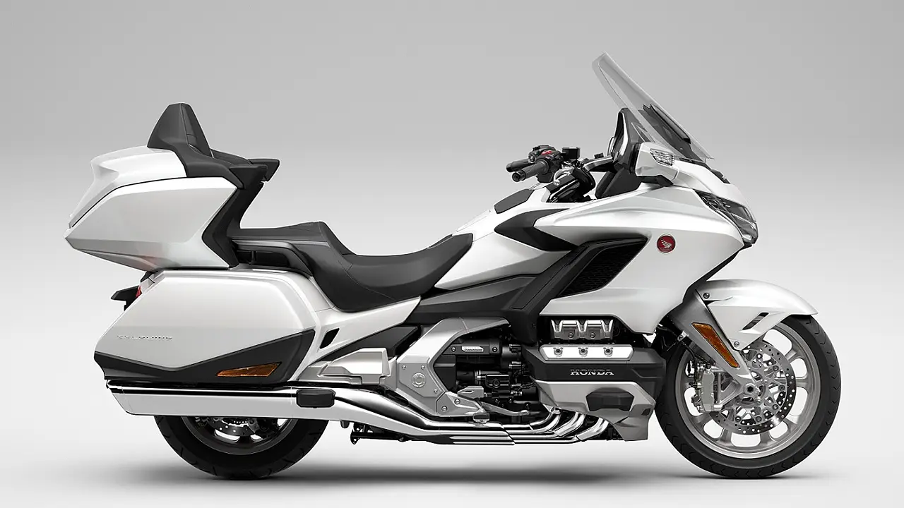 Honda Gold Wing Tour BS6 available in two colours - BikeWale - Latest ...