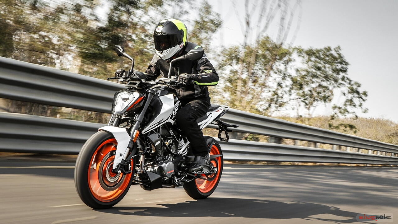 KTM 200 Duke, RC 200 prices increased by up to Rs 2,490 in India 