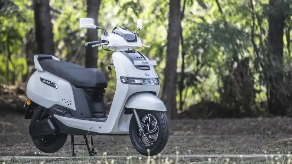 TVS Motor to invest Rs 1,000 crore on electric vehicles TVS Motor to invest Rs 1,000 crore on electric vehicles