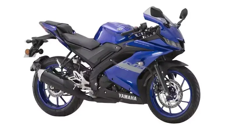 New Yamaha R15 V4 spied testing in India for the first time New Yamaha R15 V4 spied testing in India for the first time