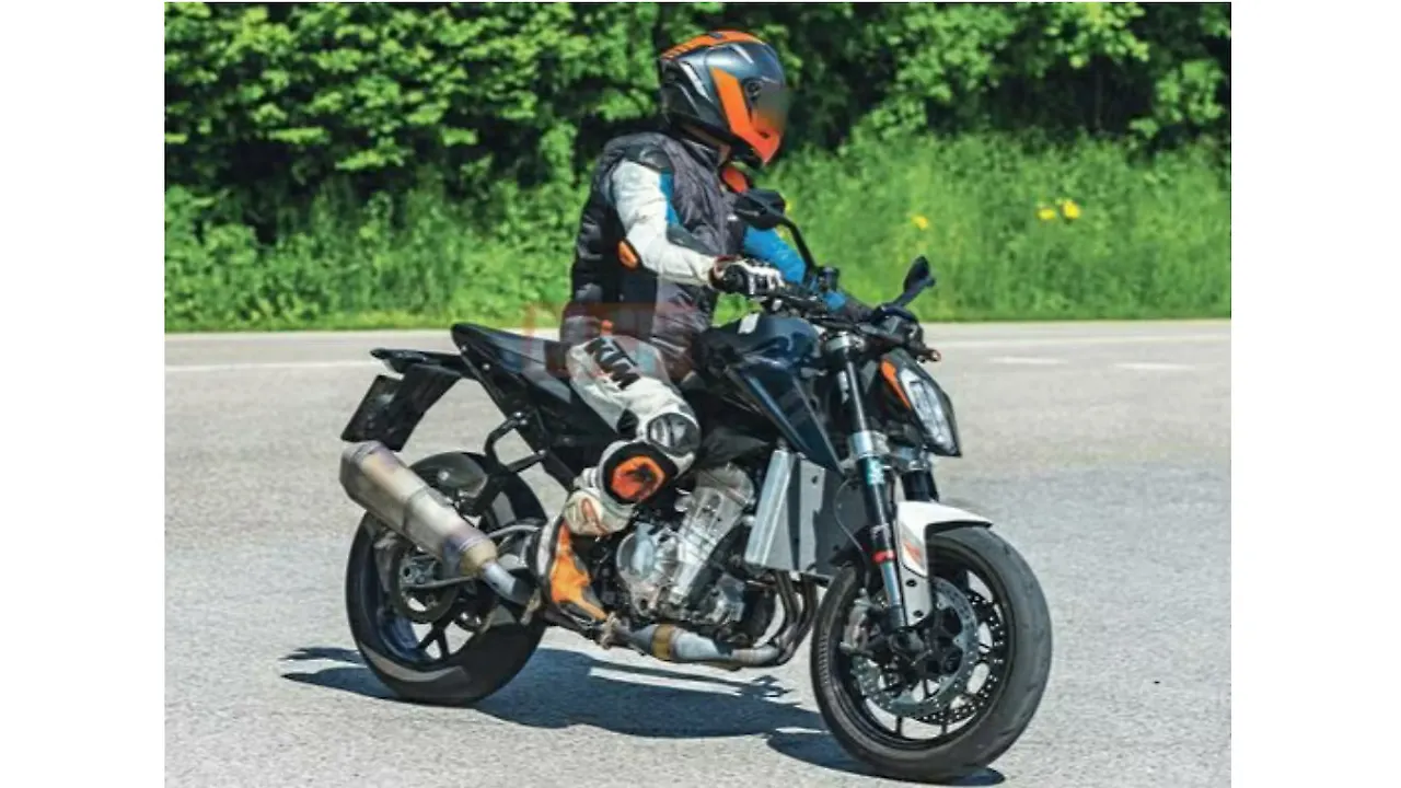 New KTM 990 Duke Spied! New KTM 990 Duke Spied!