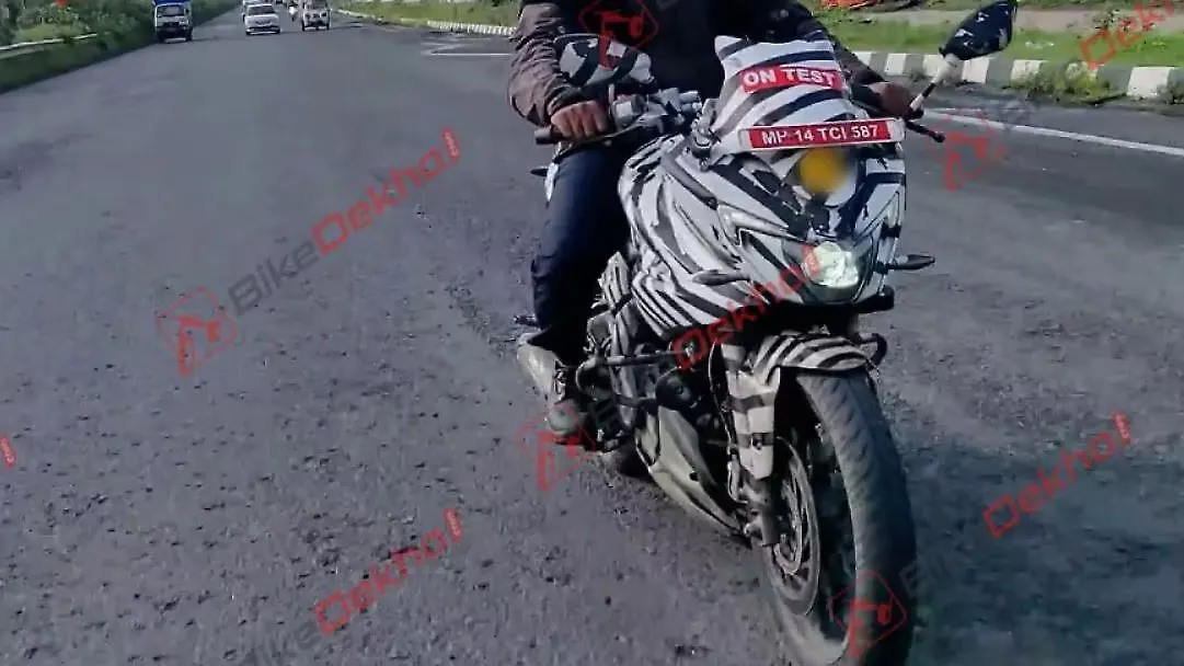 Bajaj Pulsar 250F front end revealed in new spy shots Bajaj Pulsar 250F front end revealed in new spy shots
