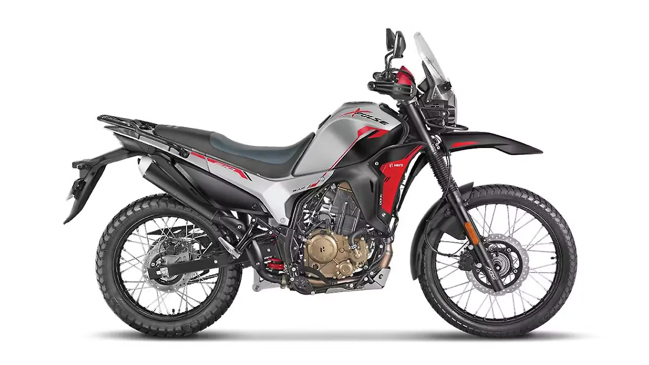Hero Xpulse 210 Colours in India, 4 Xpulse 210 Colour Images - BikeWale