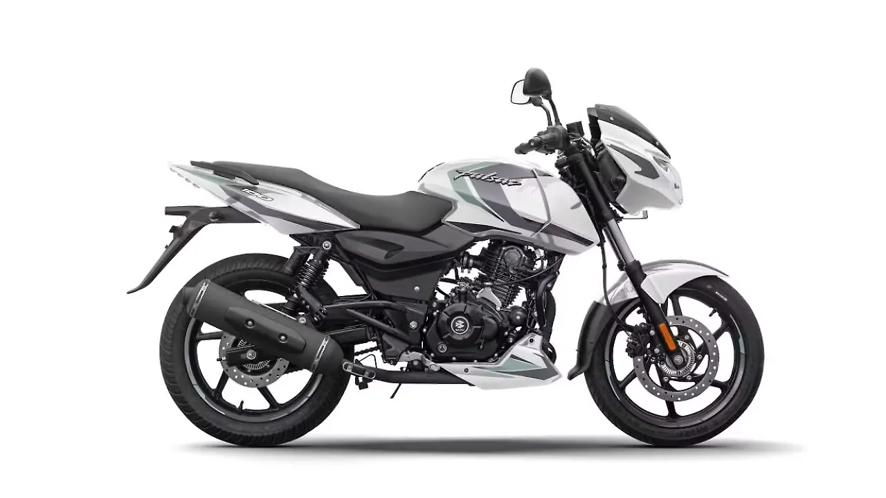 Bajaj Pulsar 180 — White