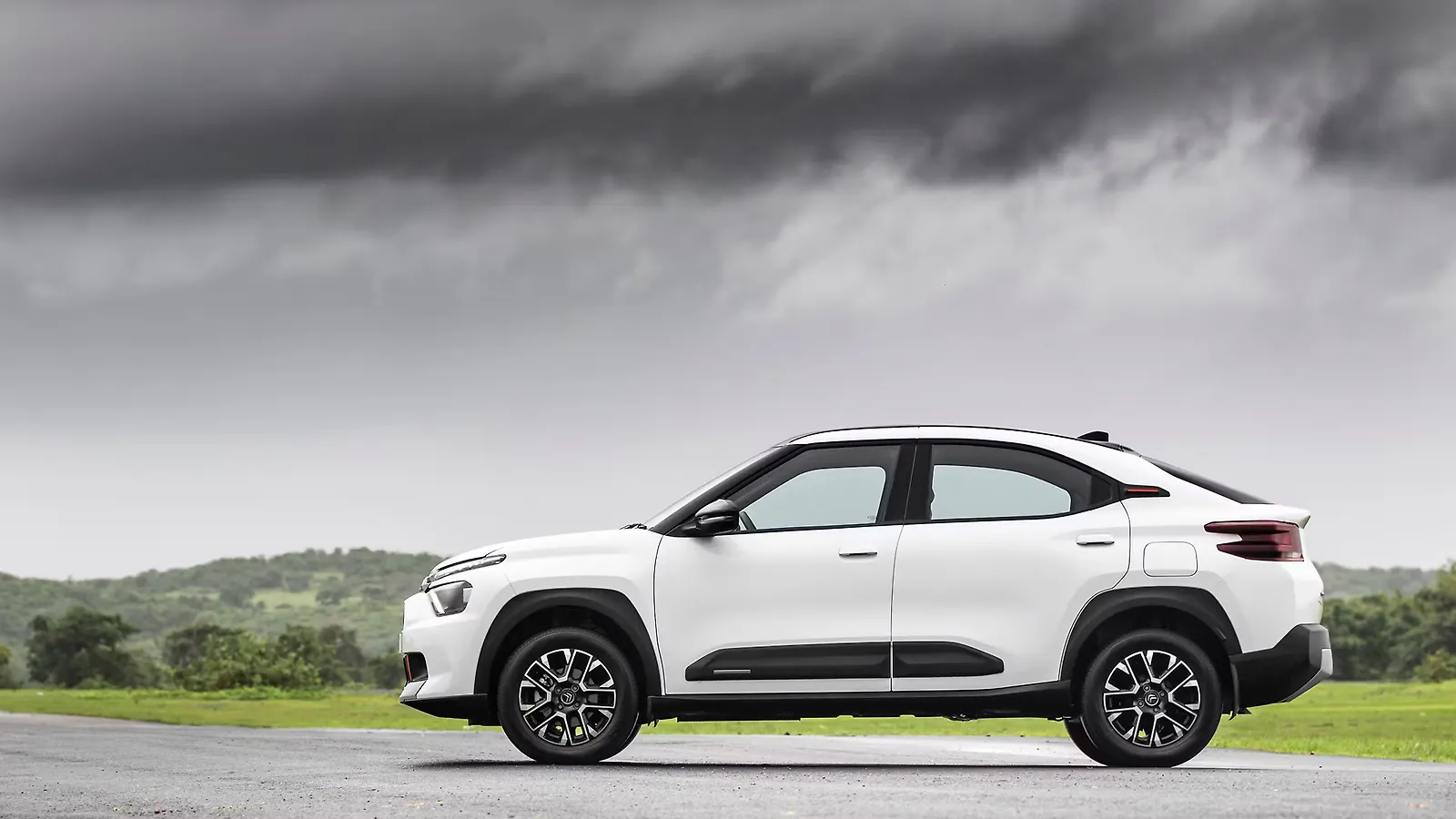 Citroen Basalt Left Side View Citroen Basalt Left Side View