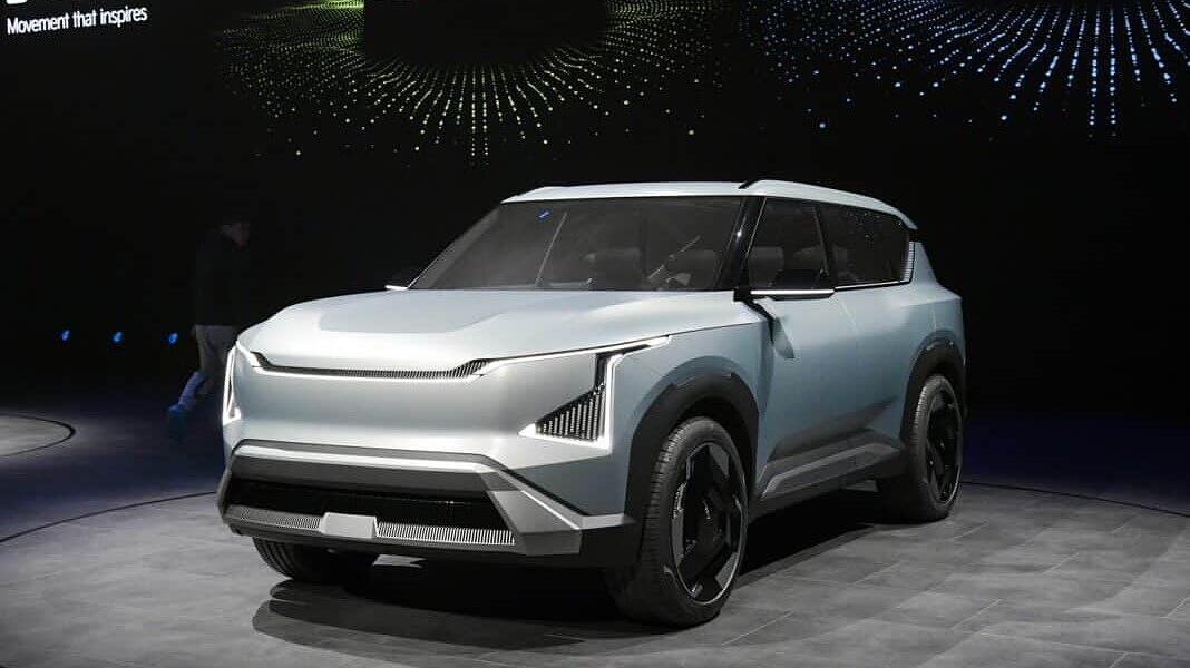 Production-ready Kia EV5 leaked ahead of official debut - CarWale