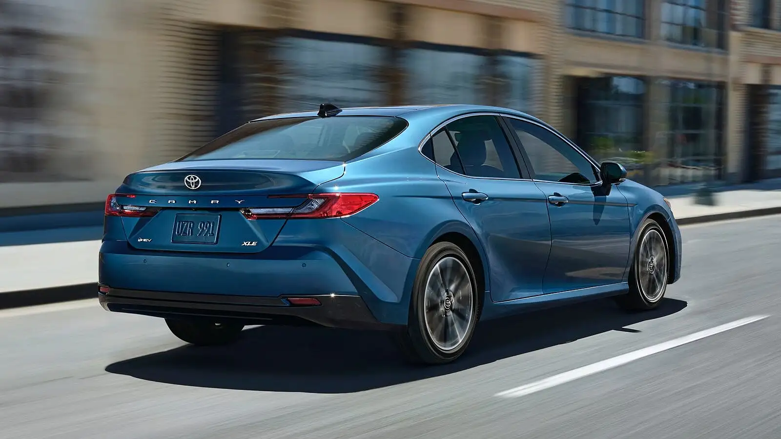 Toyota Camry unveiled globally - Top highlights - CarWale