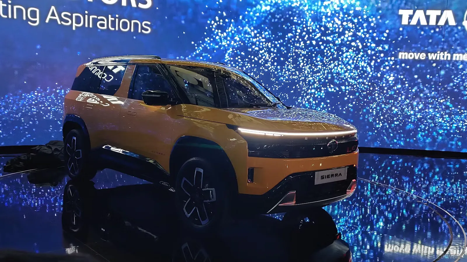 Tata Sierra India Launch on 25 November - CarWale