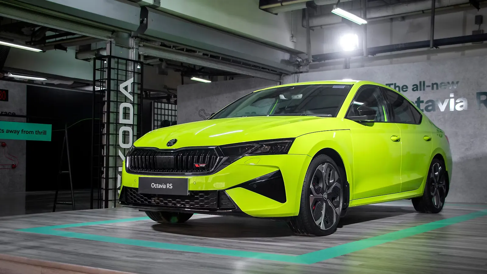 Skoda Octavia RS Left Front Three Quarter