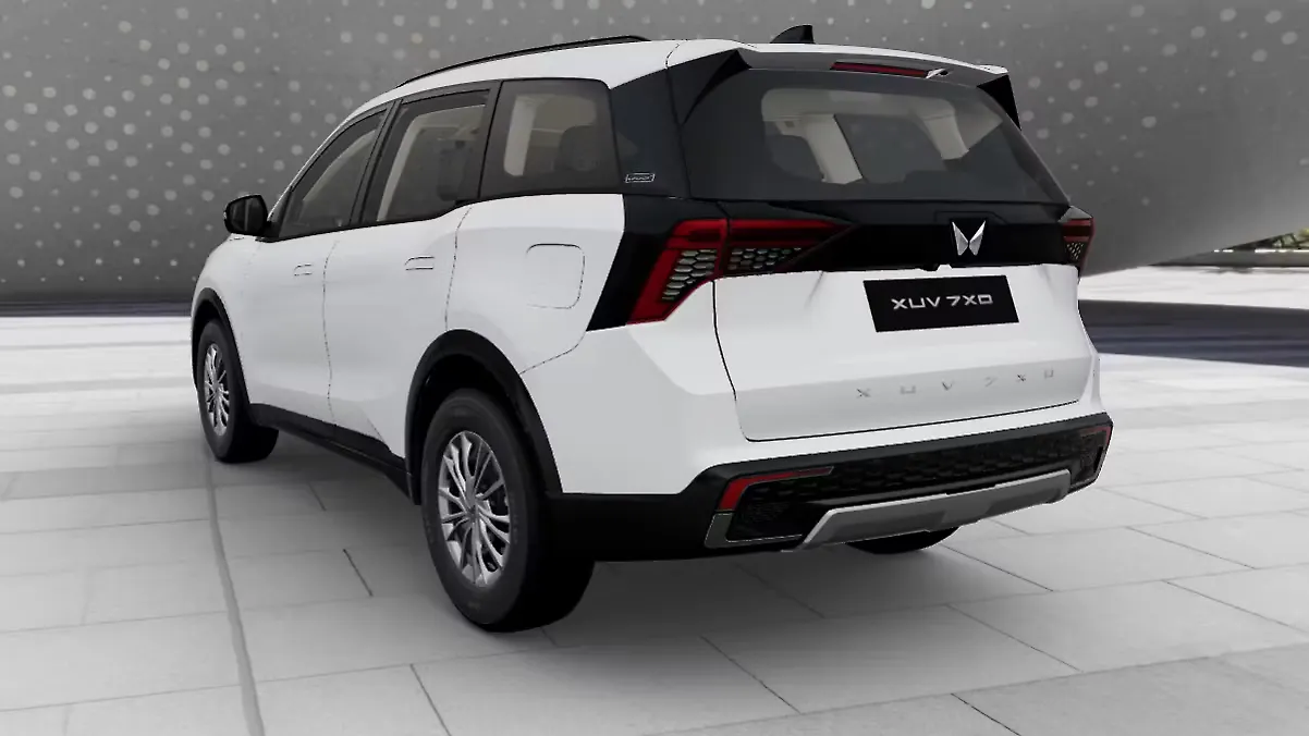 Mahindra XUV 7XO Base AX Variant Detailed - CarWale
