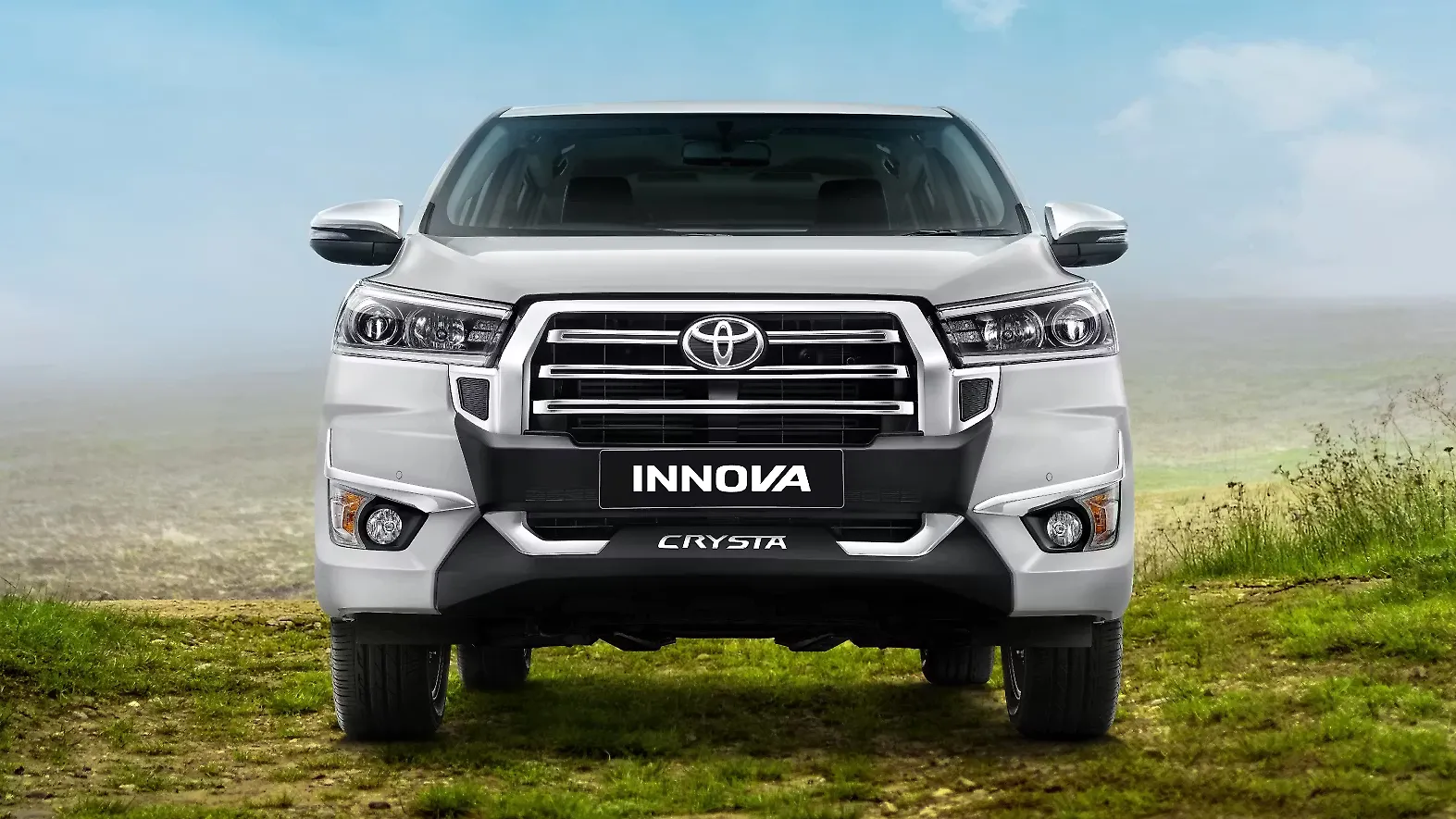 Toyota Innova Crysta Front View