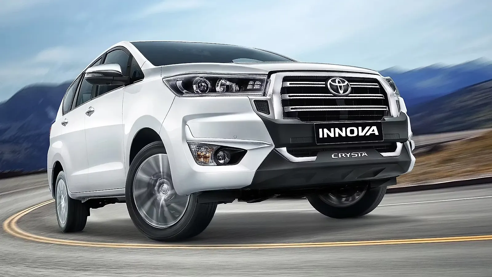 Toyota Innova Crysta Right Front Three Quarter