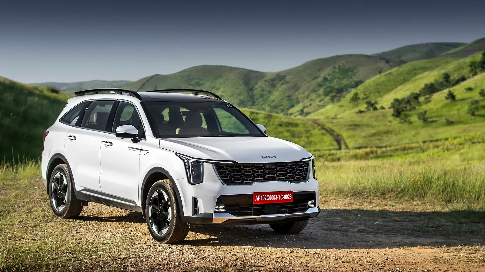 Kia Sorento Right Front Three Quarter