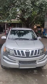Mahindra XUV500 W8 Mahindra XUV500 W8